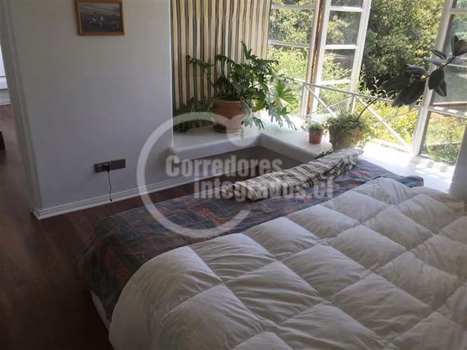 Casa en venta de 5 dorm. en Lo Barnechea