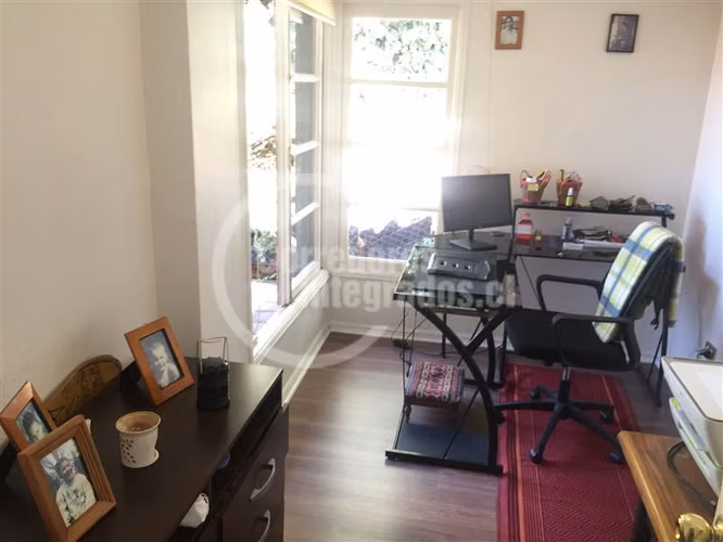 Casa en venta de 5 dorm. en Lo Barnechea