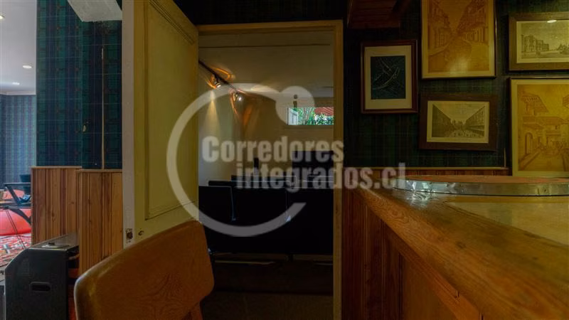 Casa en venta de 5 dorm. en Lo Barnechea