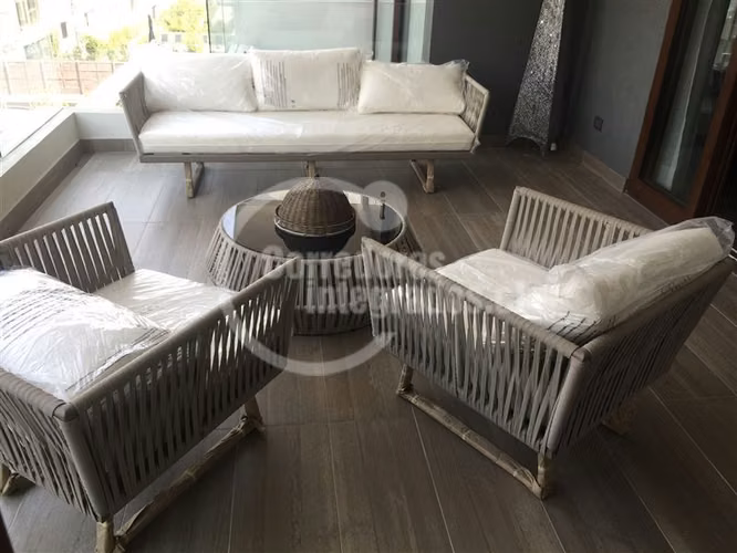 Departamento venta de 3 dorm. terraza. Lo Barnechea