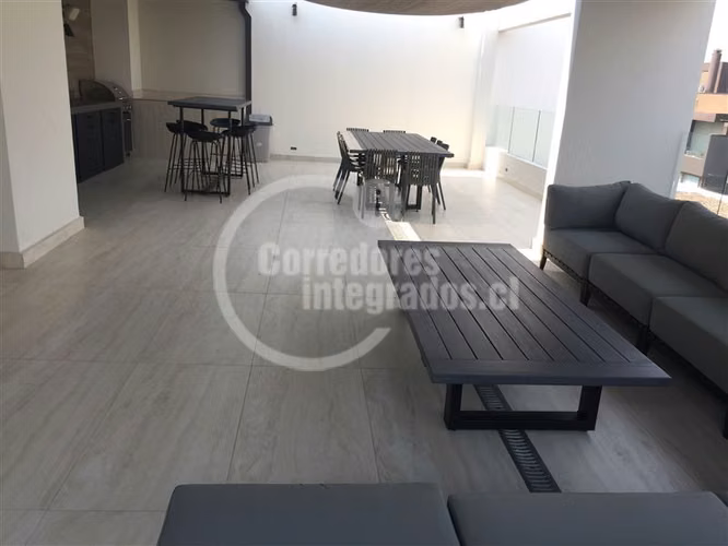 Departamento venta de 3 dorm. terraza. Lo Barnechea
