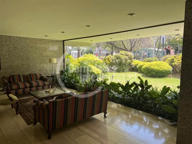 Dpto. en venta de 4 dorm. en Las Condes/BAJÓ DE PRECIO