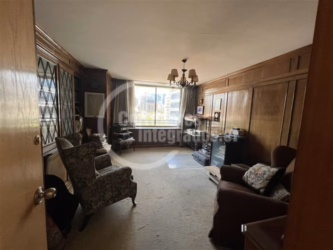 Dpto. en venta de 4 dorm. en Las Condes/BAJÓ DE PRECIO