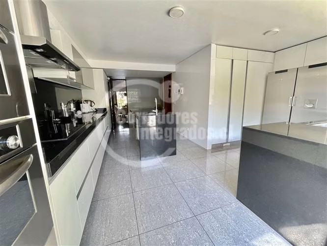 Departamento en venta de 6 dorm. en Lo Barnechea