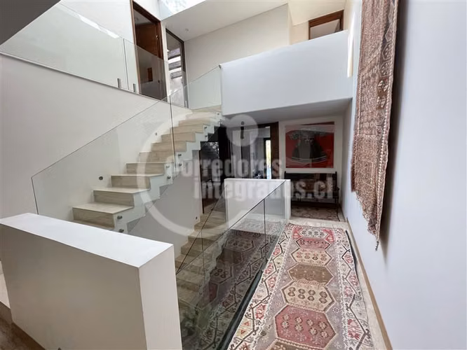 Departamento en venta de 6 dorm. en Lo Barnechea