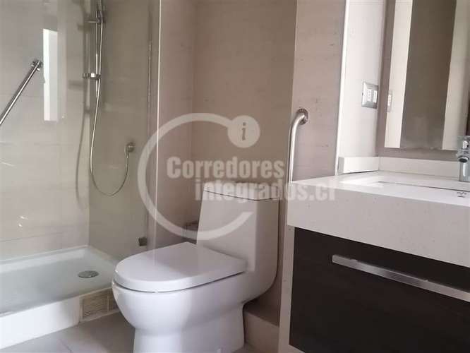 Amplio departamento en venta de 3+1 dorm. en Lo Barnechea - Imagen 8