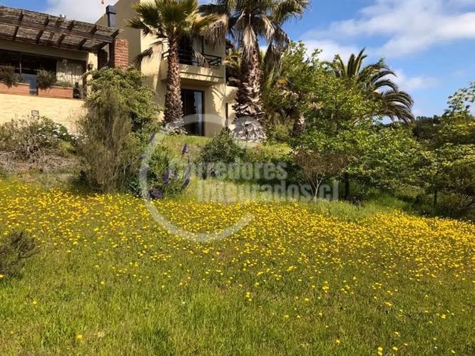 Casa en venta en condominio en Alto Santo Domingo, 4 dorm.