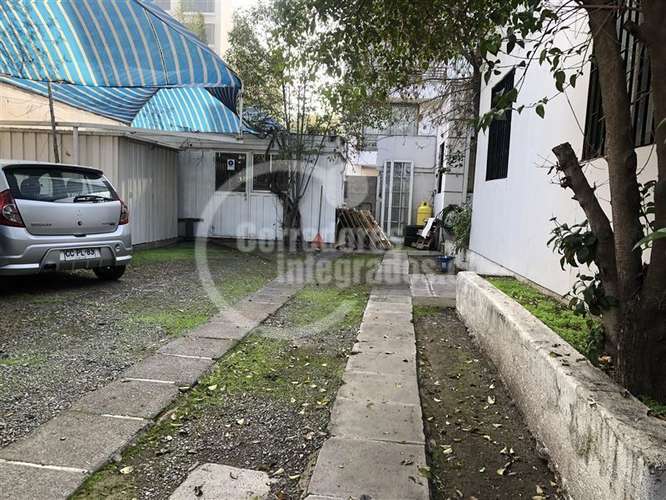 Casa en venta de 5 dorm. en Providencia - Imagen 3