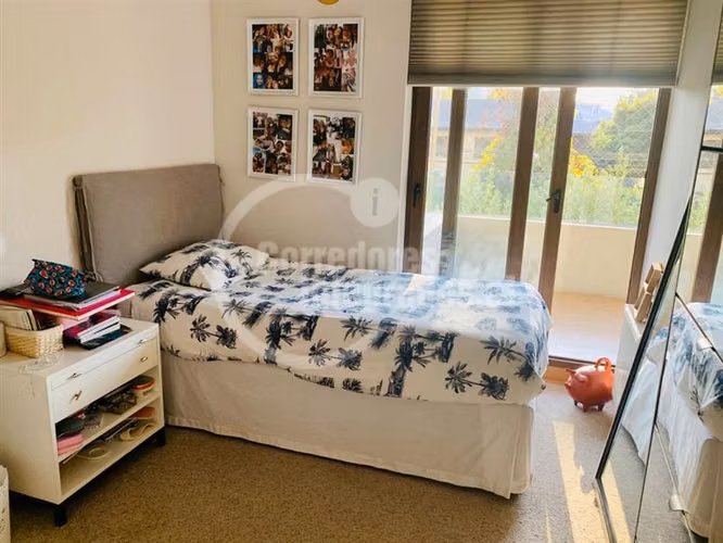 Espectacular Duplex En Vitacura ,magnificas areas verdes