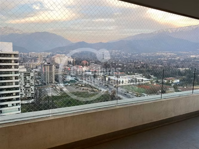 SENSACIONAL Penthouse ,increible vista en Vitacura.Visitelo