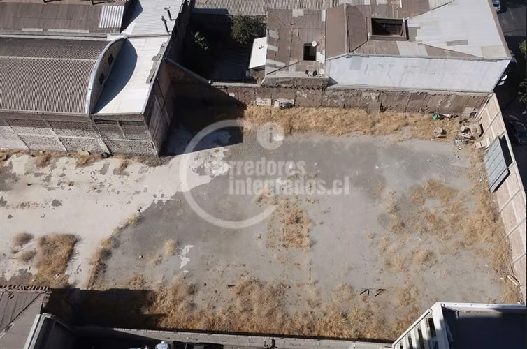 Terreno Construcción en Venta en Santiago