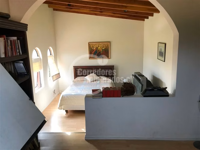 Casa en venta en Pirque