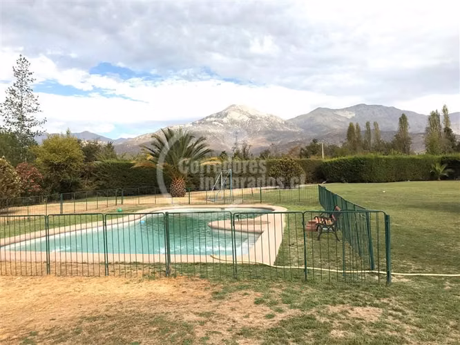 Casa en venta en Pirque