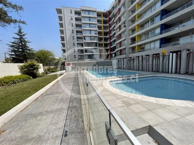 Departamento en venta en Las Condes, 2 dormitorios, piscina