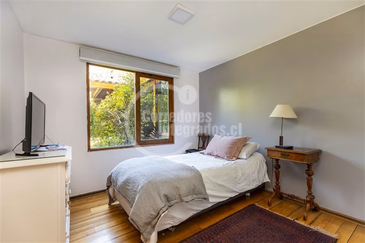 Casa en venta colinda con club Golf Lo Barnechea