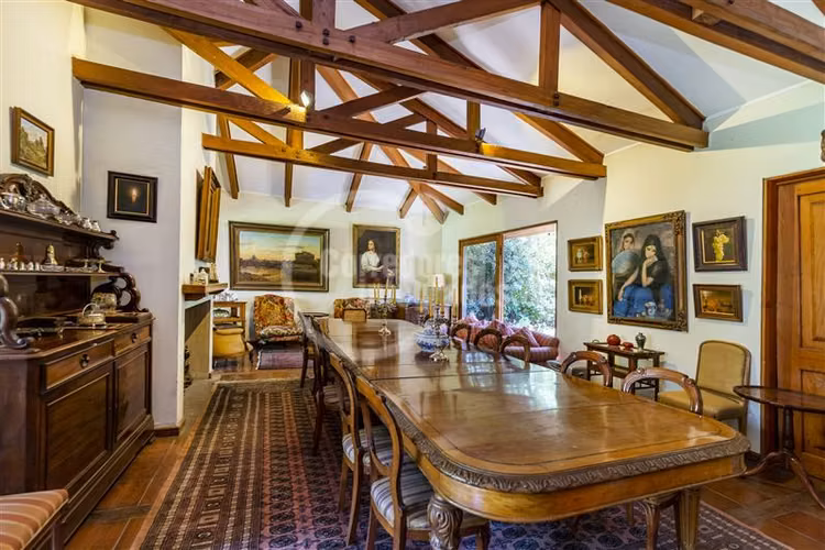 Casa en venta colinda con club Golf Lo Barnechea