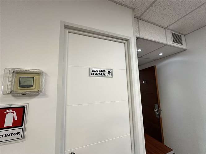 Oficina en arriendo Amoblada en La Florida