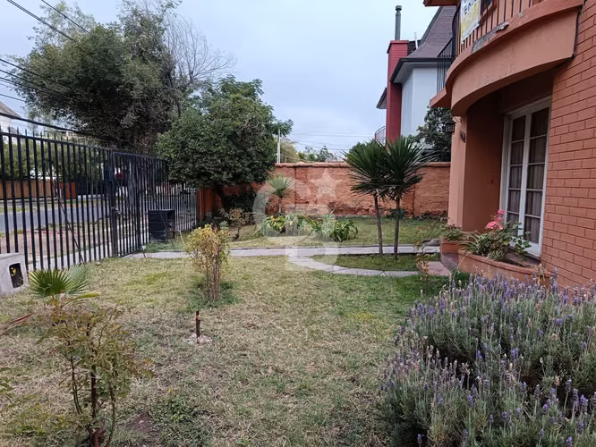 Oportunidad remodelar Casa Sebastián Elcano Las Condes