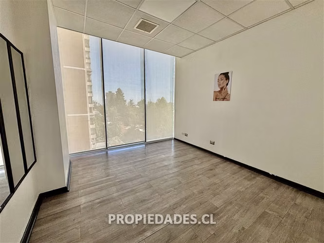 Oficina en arriendo en Las Condes - Imagen 3