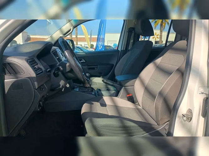 VOLKSWAGEN AMAROK 2023