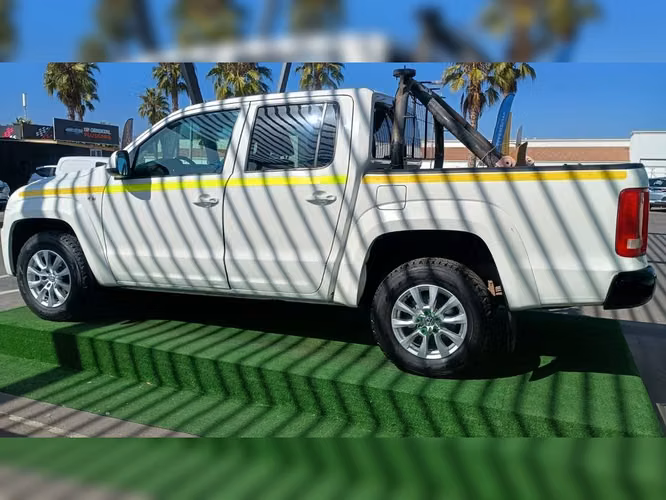 VOLKSWAGEN AMAROK 2023
