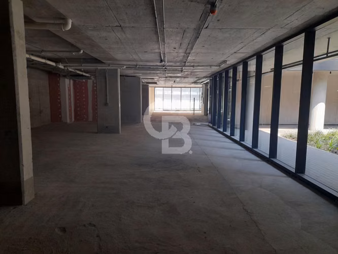 Local comercial de 110 m2, Metro Manquehue