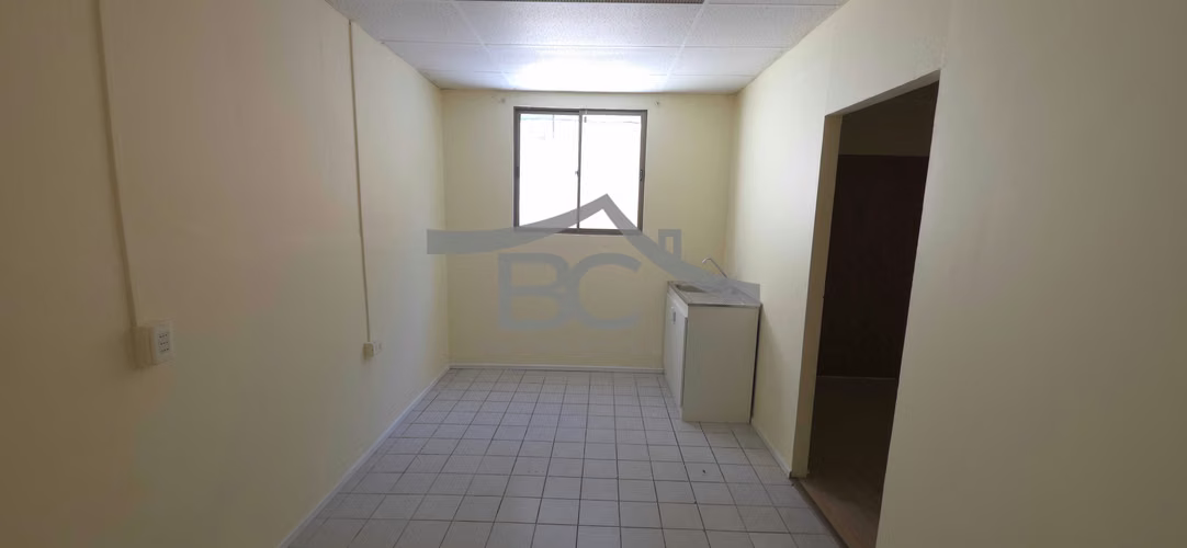 Se arrienda local comercial en pleno centro. (154522)