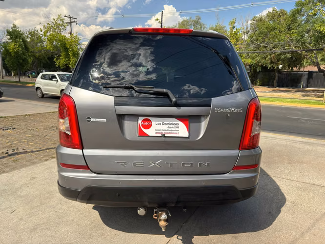 SSANGYONG REXTON W DIESEL 2.0 TURBO DIESEL MEC 6 VEL 3 CORRIDAS 2015