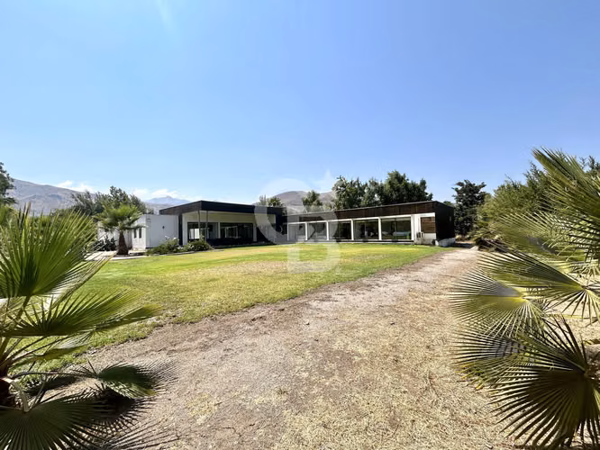 Amplia | Cómoda | Las Brisas de Chicureo