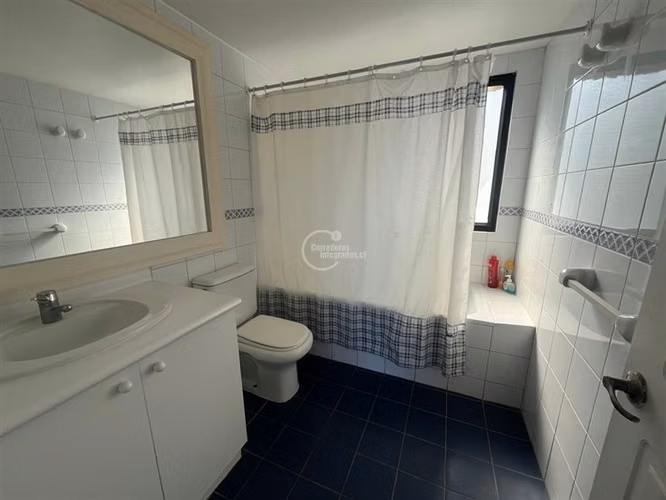 Departamento en venta de 4 dorm. en Santo Domingo