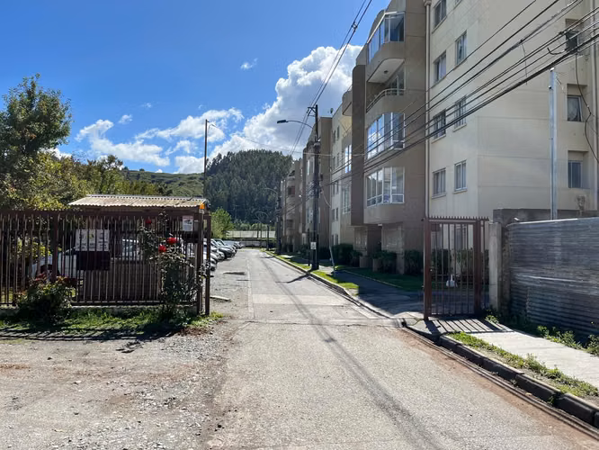 Amplio departamento. Sector Collao. - Imagen 3