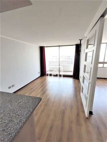 Departamento en arriendo de 2 dorm. en San Miguel