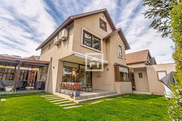 Casa en venta en La Reina