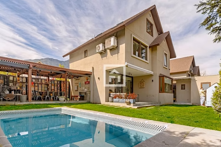 Casa en venta en La Reina