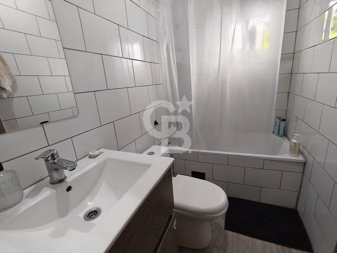 Se  Vende Hostel operando en Puerto Varas Urbano