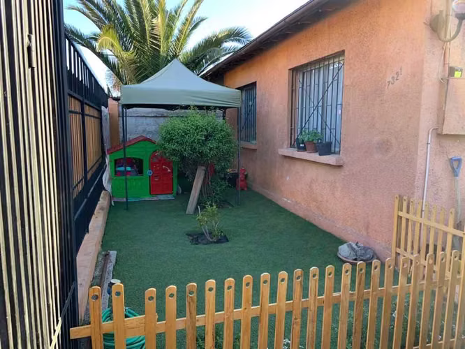 Confort y Estilo en Barrio Residencial (152116)