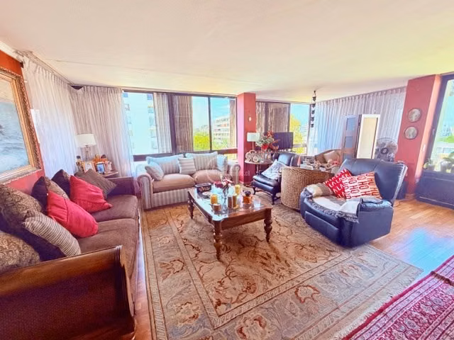 Amplio depto, en Providencia, Preciosa vista 3D 3B+servicio - Imagen 3