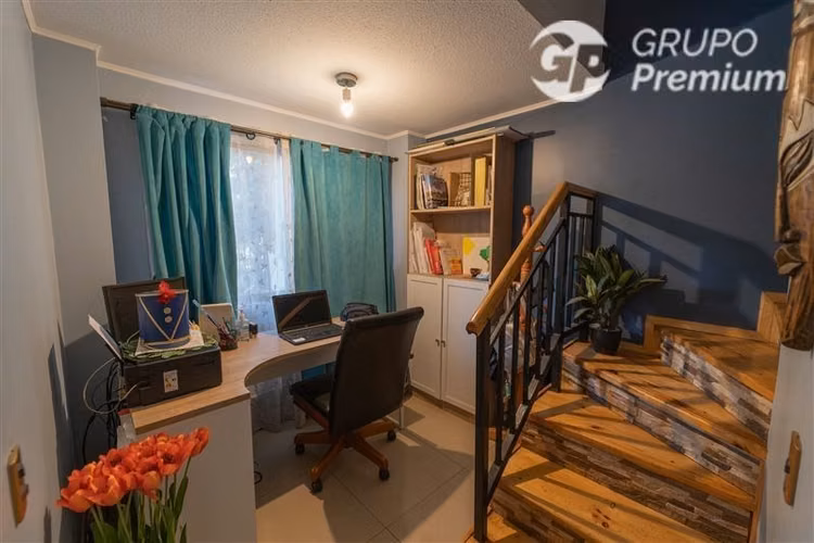 Casa en venta de 4 dorm. en Pudahuel