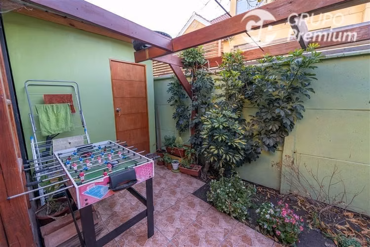 Casa en venta de 4 dorm. en Pudahuel