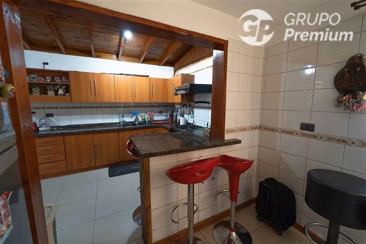Casa en venta de 4 dorm. en Pudahuel