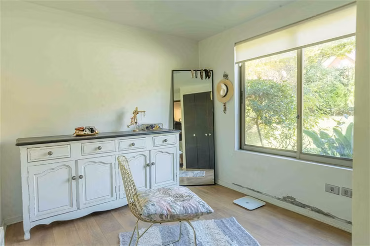 Casa arriendo de 6 dormitorios 4 baños Las Pircas Peñalolén
