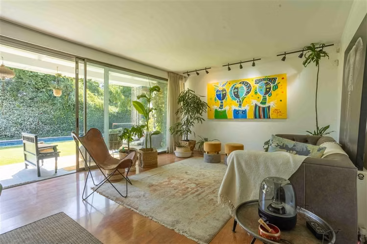 Casa arriendo de 6 dormitorios 4 baños Las Pircas Peñalolén