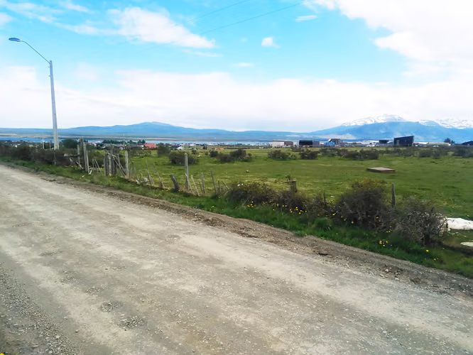 PARCELA EN CAMINO 3 NATALES