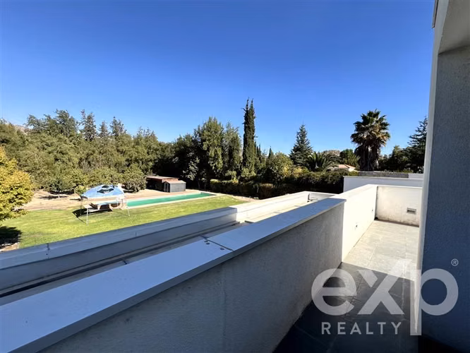 VENTA - ARRIENDO CON OPCIÓN DE COMPRA LAS BRISAS CHICUREO