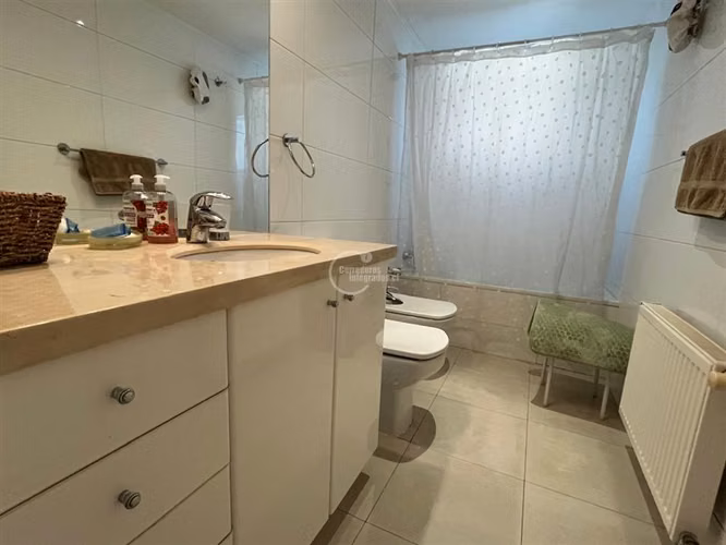 Casa en venta de 5 dorm. en Santo Domingo