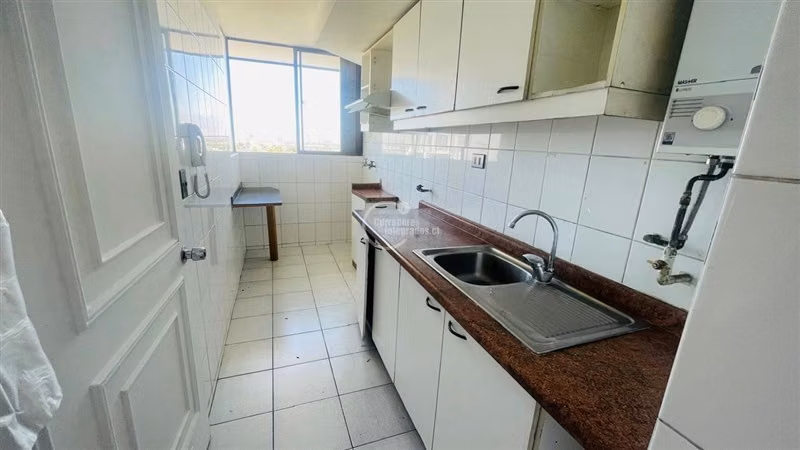 Departamento venta de 2 dorm. en Santiago Parque Los Reyes