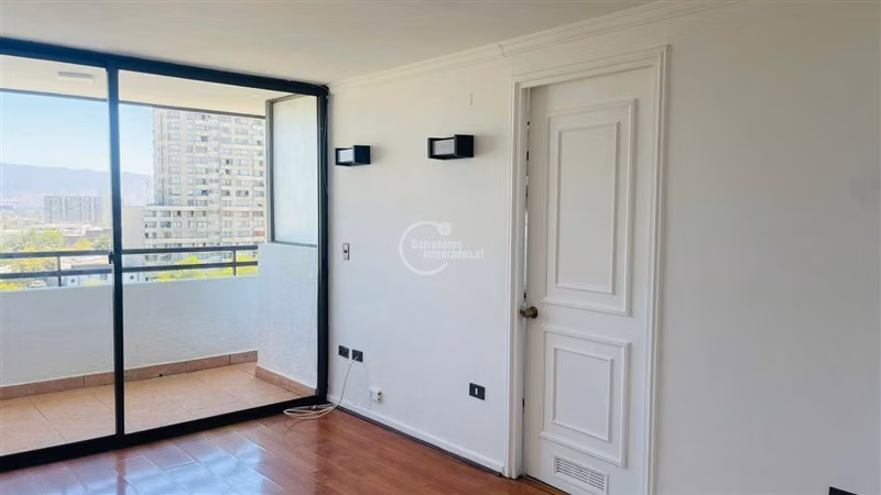 Departamento venta de 2 dorm. en Santiago Parque Los Reyes