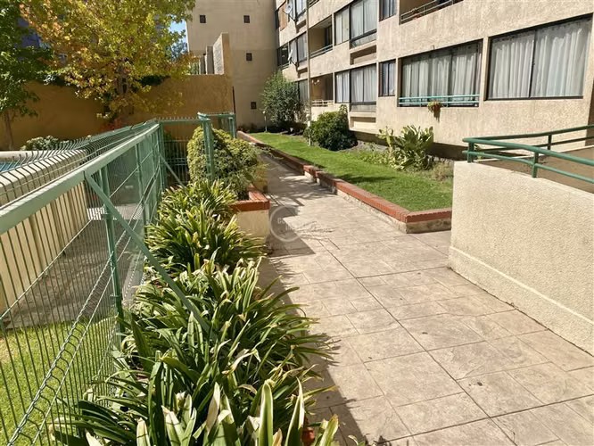 Departamento venta de 2 dorm. en Santiago Parque Los Reyes