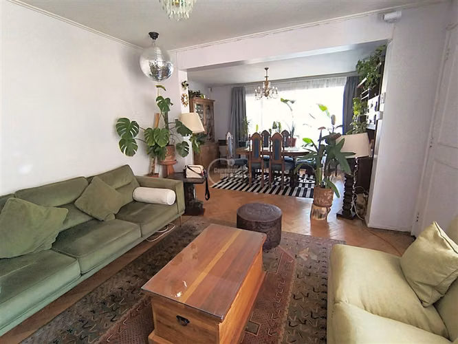 Casa en Isabel La Catolica para remodelar
