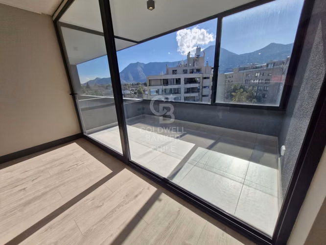 Venta Oportunidad  departamento en Vitacura